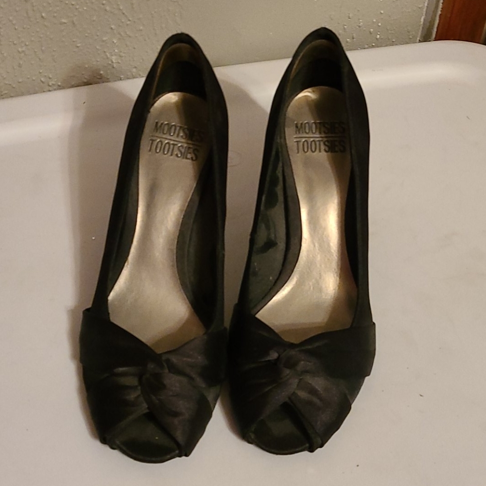 Mootsies Tootsies heels